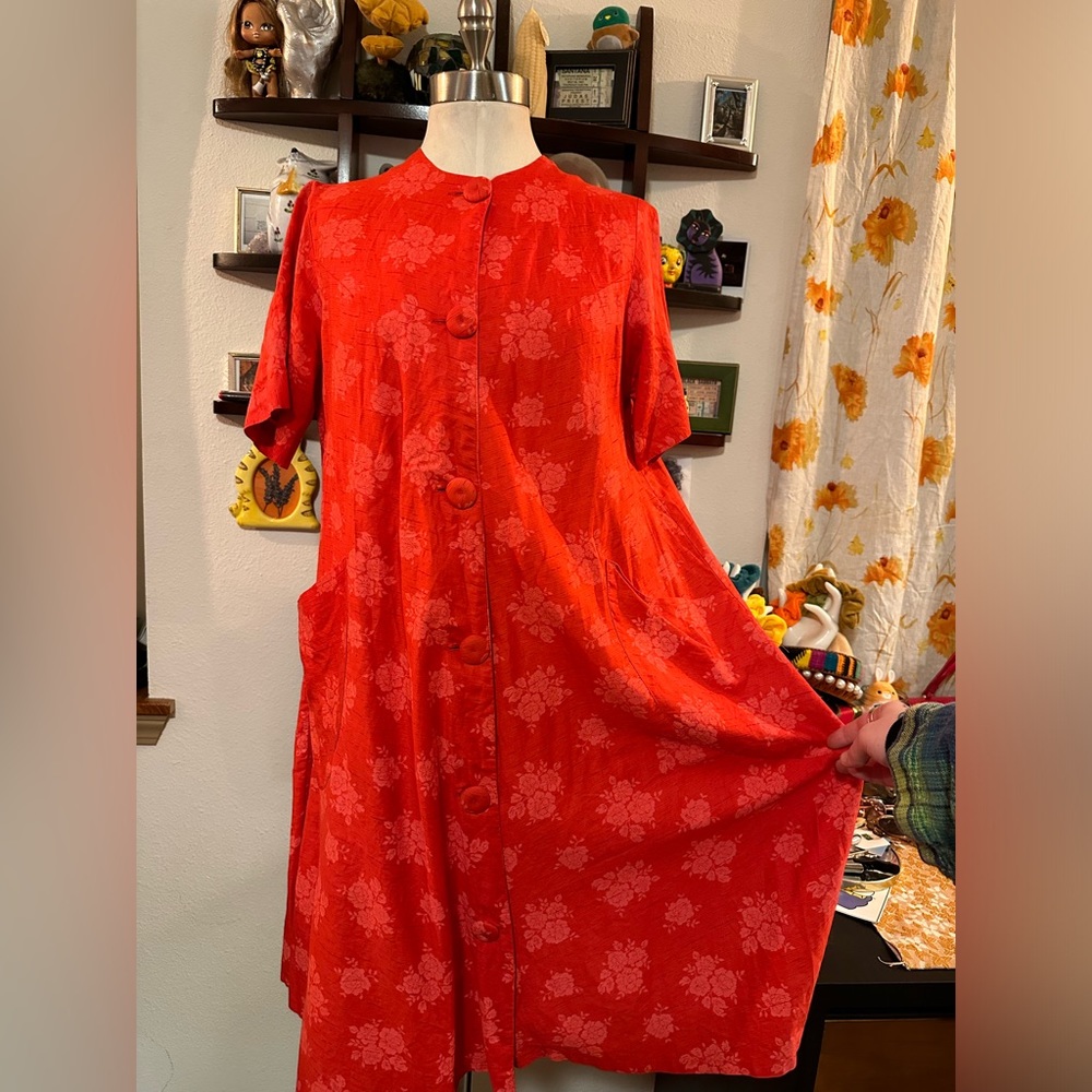 INSANE vintage dress from the 50s/60s